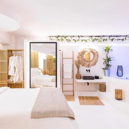 Citycenter-apt-private Hot-tub Apartment